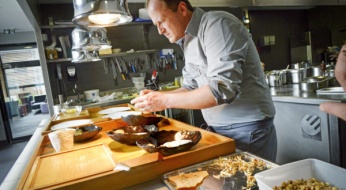 Le chef Frank Renimel ouvre son drive gastronomique - Avril 2020